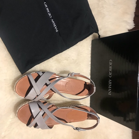Giorgio Armani Sandals • Size 8.5 , Euro Size 38.5 - Picture 7 of 7